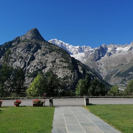 Le Reve Bed & Breakfast Courmayeur Ngoại thất bức ảnh