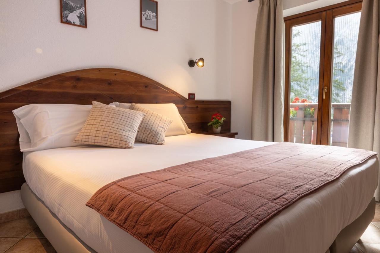 Le Reve Bed & Breakfast Courmayeur Ngoại thất bức ảnh