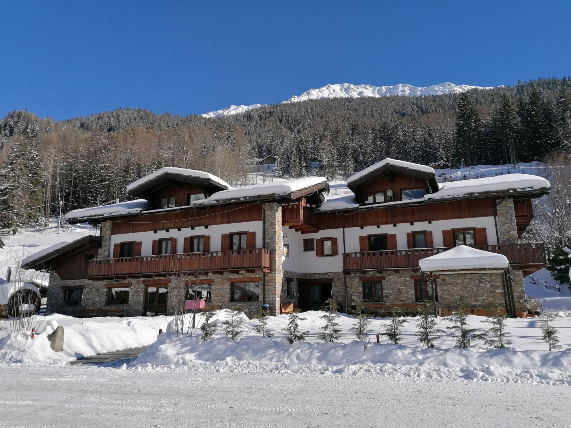 Le Reve Bed & Breakfast Courmayeur Ngoại thất bức ảnh