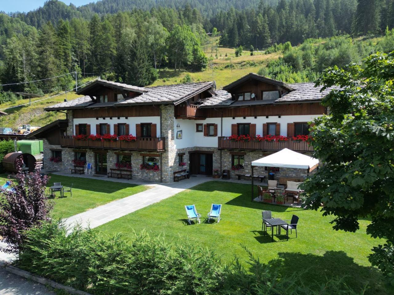 Le Reve Bed & Breakfast Courmayeur Ngoại thất bức ảnh